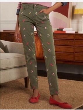Boden Denim Olive Green Floral Embroidery Girlfriend Jean Size 6P petite